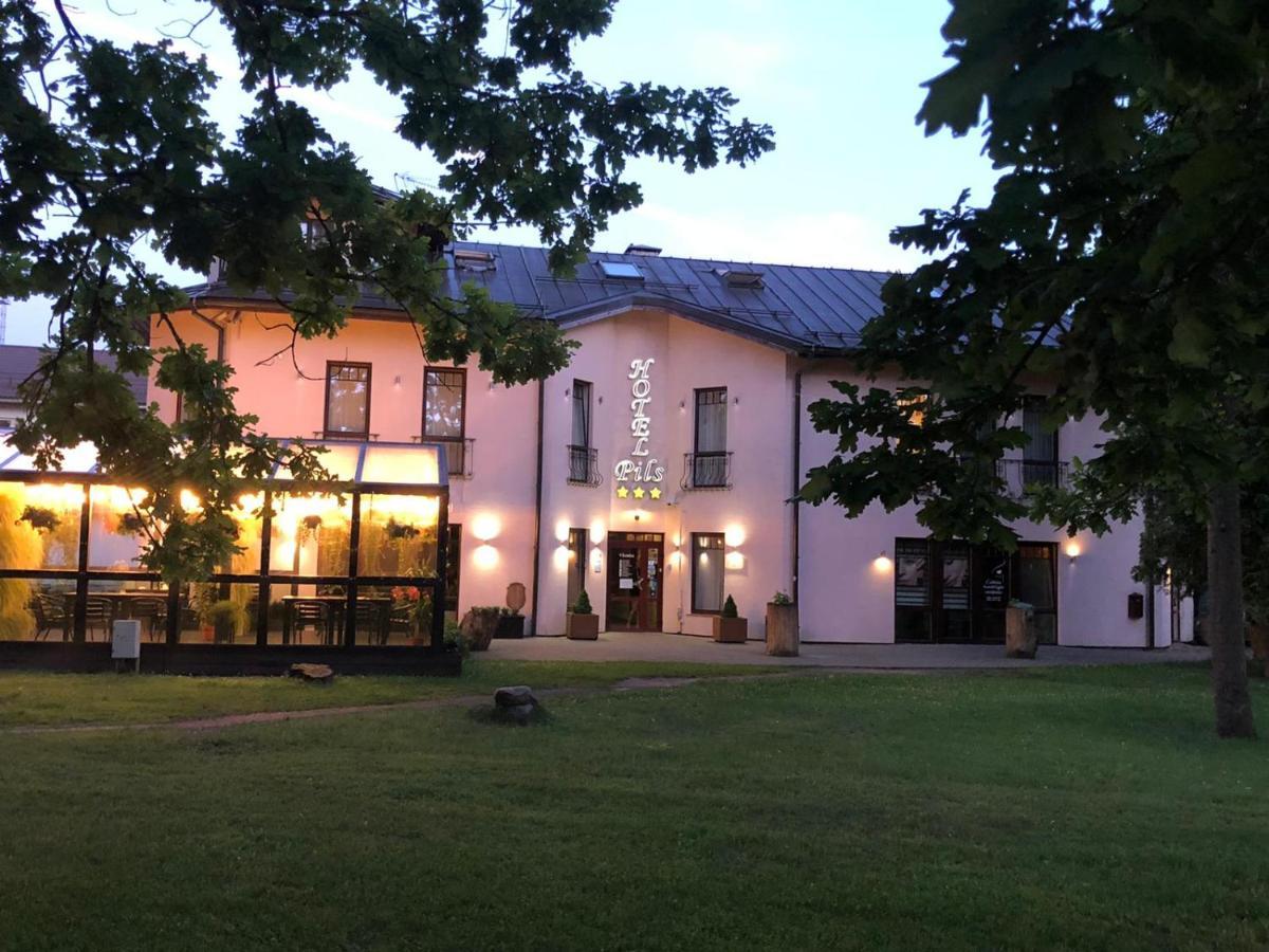 Hotel Pils With Self-Check In Sigulda Dış mekan fotoğraf
