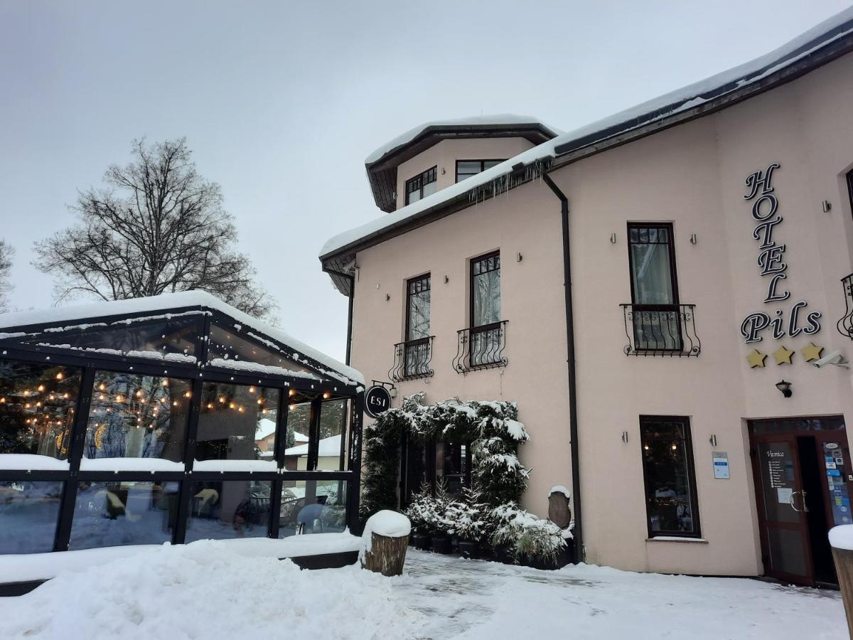 Hotel Pils With Self-Check In Sigulda Dış mekan fotoğraf