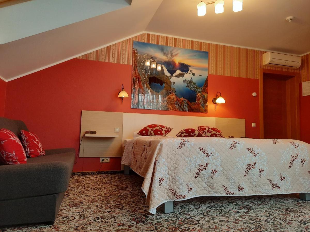 Hotel Pils With Self-Check In Sigulda Dış mekan fotoğraf