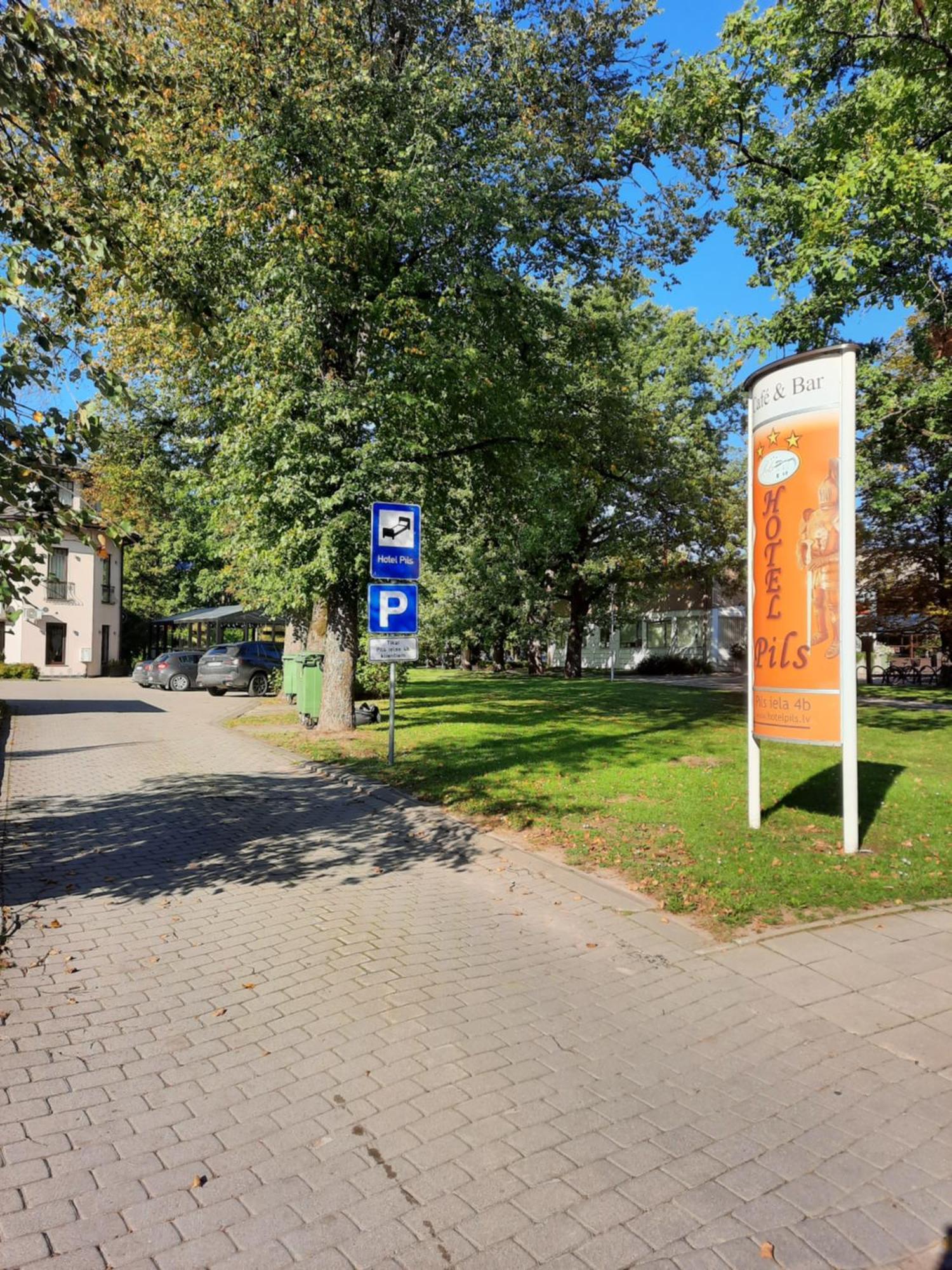 Hotel Pils With Self-Check In Sigulda Dış mekan fotoğraf