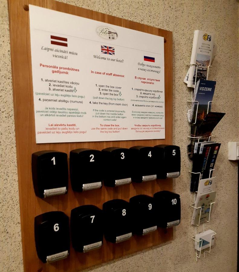 Hotel Pils With Self-Check In Sigulda Dış mekan fotoğraf